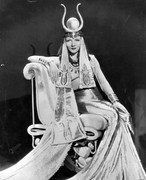 claudette-colbert-d01