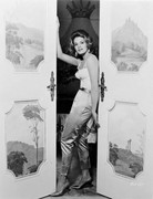 angie-dickinson-md47