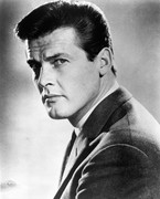 roger-moore-c53