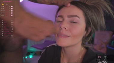 [Image: Cumshots22009004526.jpg]