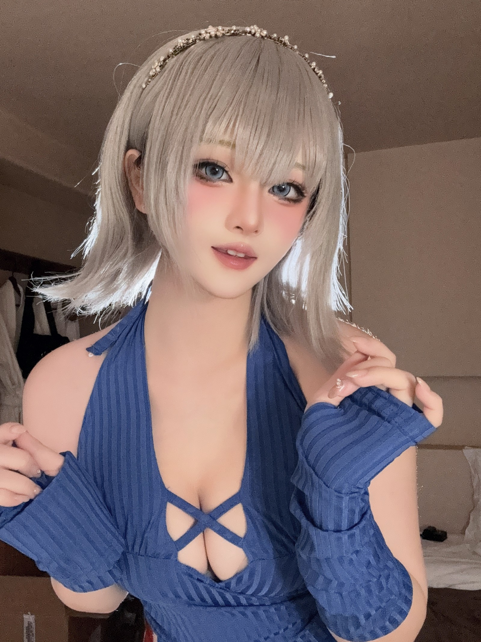 屿鱼 Yuyu 海外自拍 写真合集｜旅行记录风格（14P｜109MB）插图