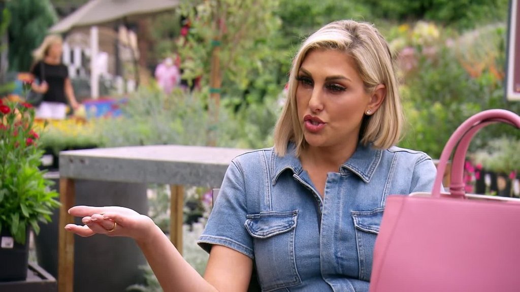 [Image: mnf35yl4pix8.jpg]