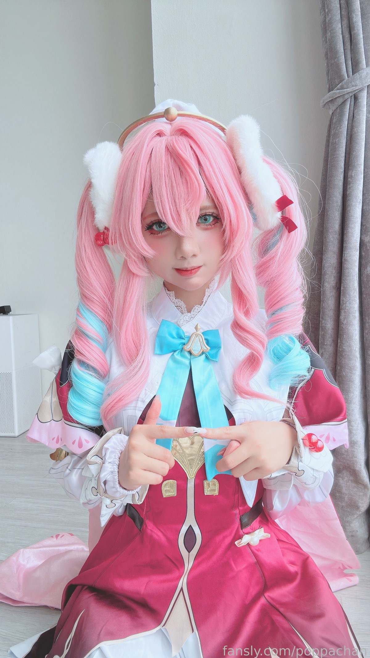 PoppaChan Hyacine Cosplay Set – 25 Photos 32MB插图2