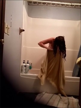[Image: Voyeur16295093508.jpg]
