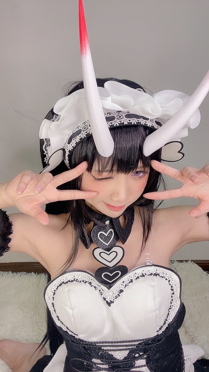PoppaChan Noshiro Maid Cosplay (Azur Lane) – 117 Photos 11 Videos 408MB插图2