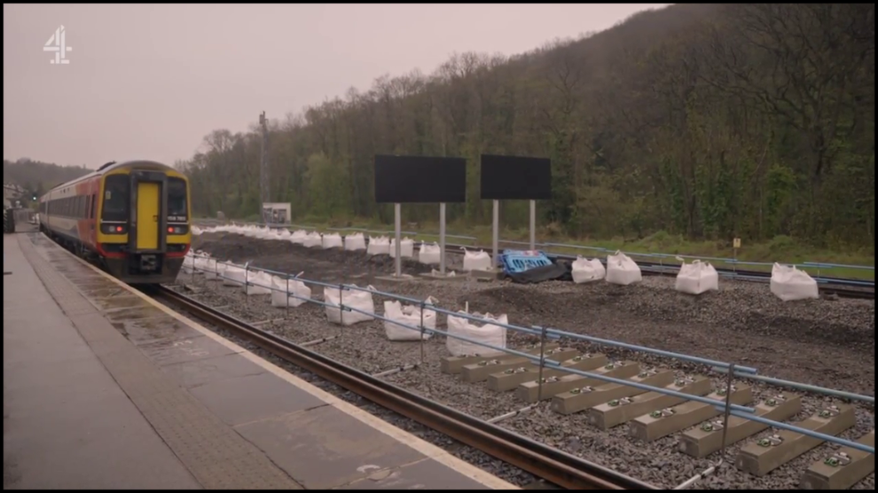 [Image: rn5wxt3n1ig1.png]