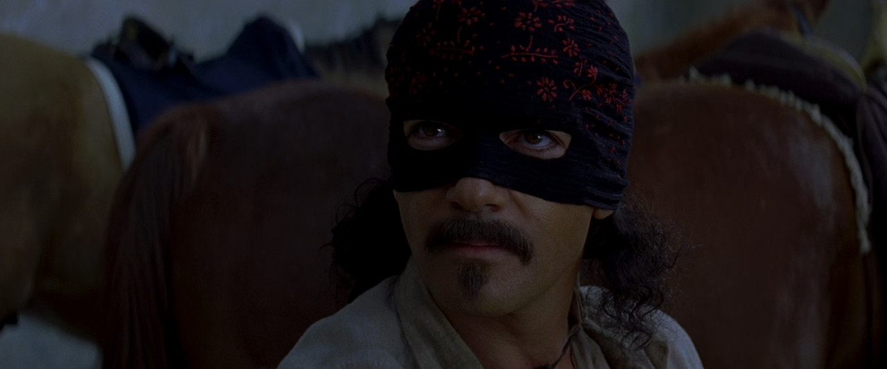 The Mask of Zorro 1998 (1080p x265 10bit Tigole).mkv_snapshot_00