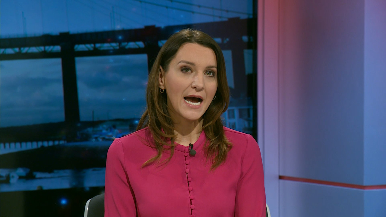 12.15 - 18.00.00 - ITV News London. The latest news in London and the....ts_snapshot_15.30.776