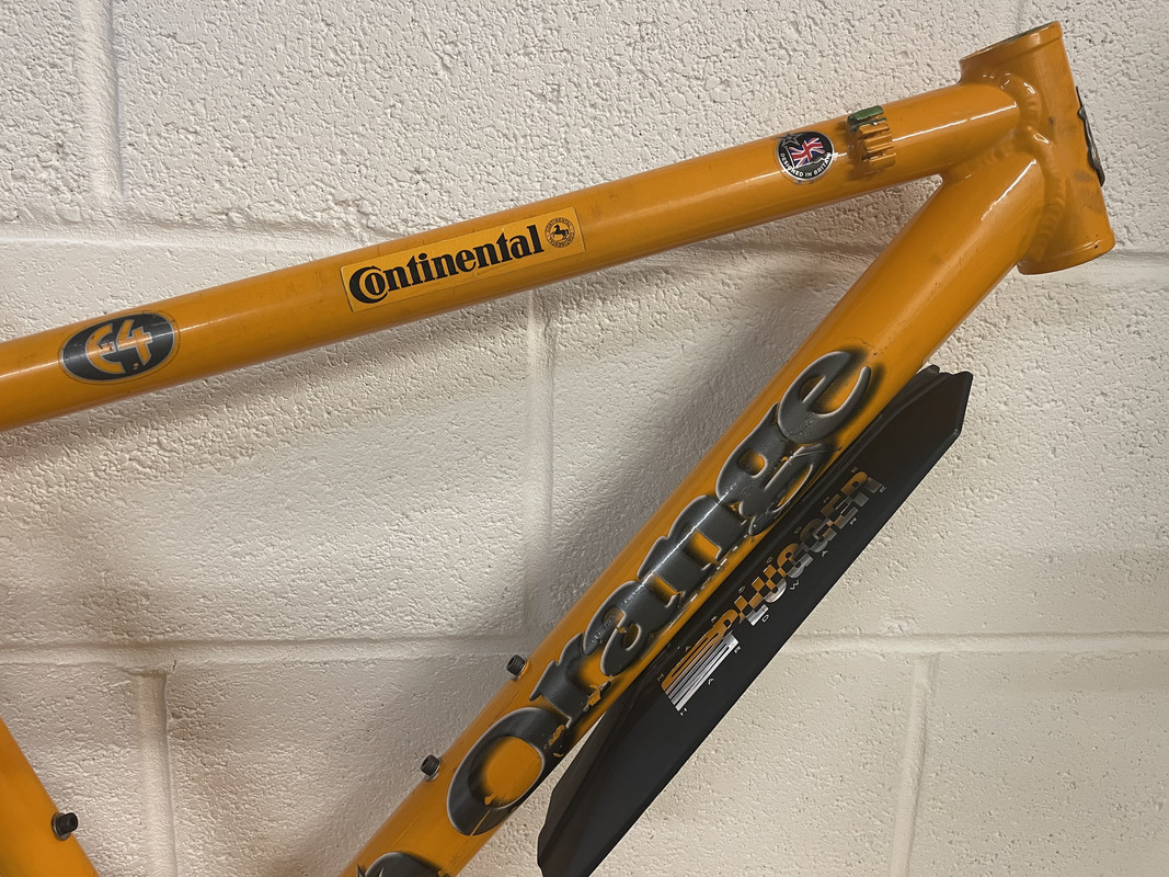 D69A5A07-5515-4CB6-A5D6-5DB301E07A3D