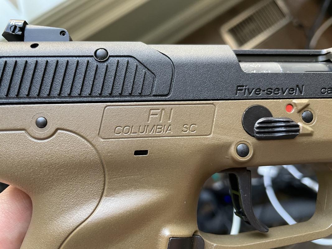 308D9387-CAE7-404C-ABAA-6AA36F3CA406