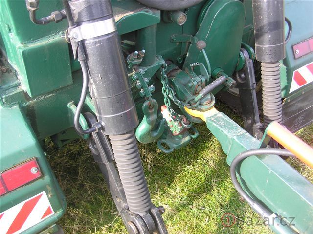 traktor-domaci-vyroby-na-podvozku-tatra-805-8344