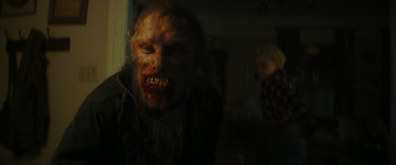 (Vietsub) Wolf Man 2025 1080p WEB DDP H264-ETHEL.mkv_snapshot_01.13.44.420