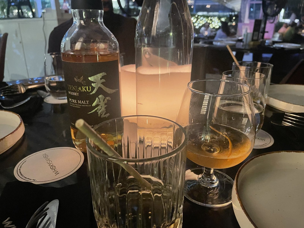 CB6B694D-52E2-49AB-A334-6D2C9139CB0C