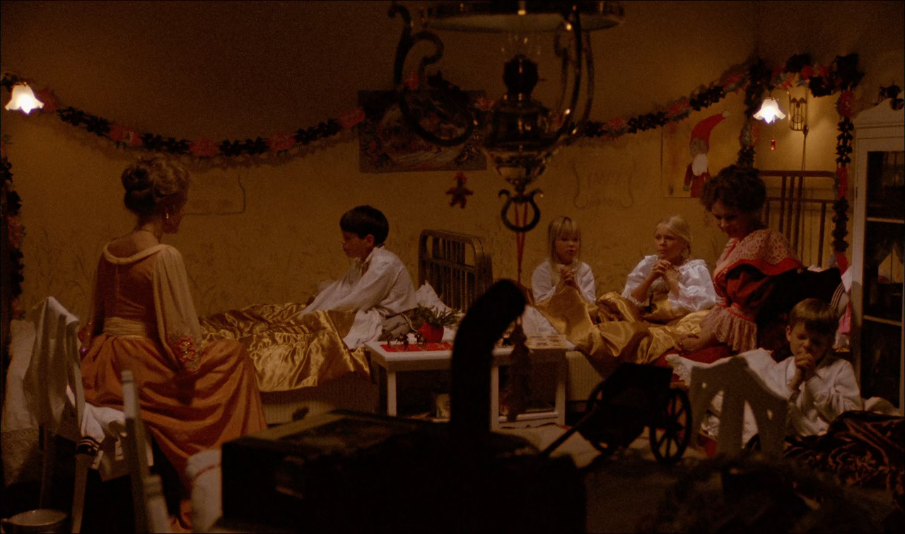Fanny and Alexander 1983 TV Criterion (1080p x265 10bit Tigole).