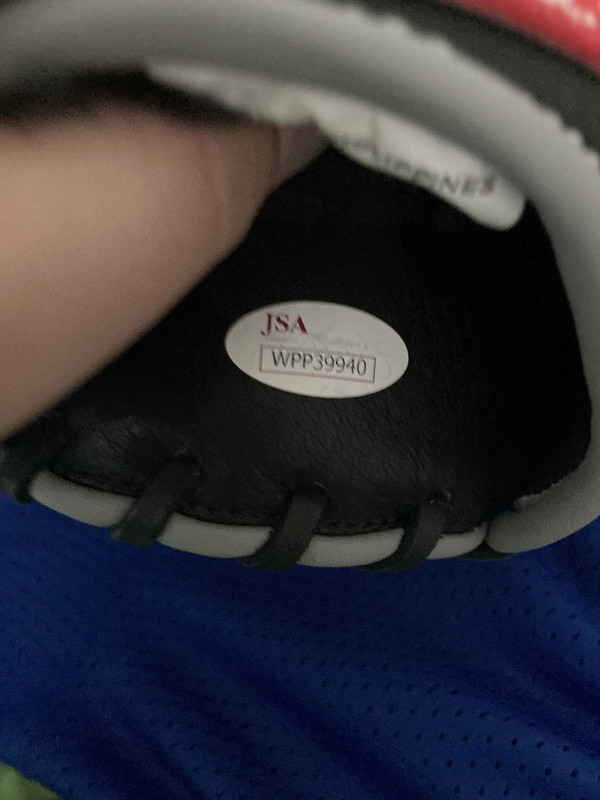 1687BA26-62F0-46DA-A5E0-8A3ED0B19DD4