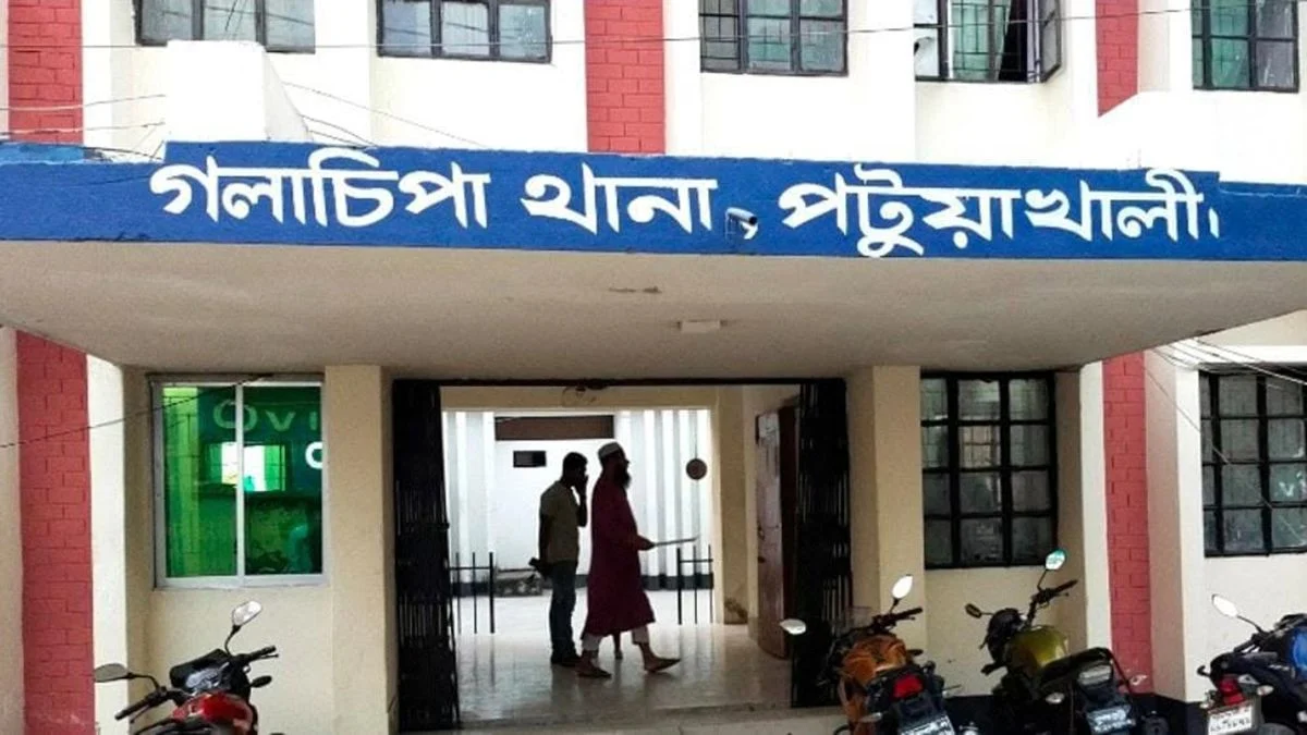 বাজি ফোটাতে গিয়ে শিক্ষার্থীর ৫ আঙুল বিচ্ছিন্ন