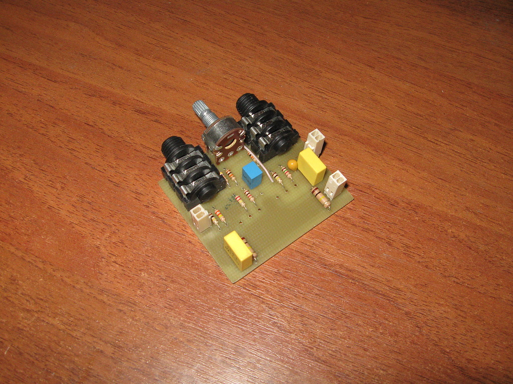 0_8af52_47703360_XXL