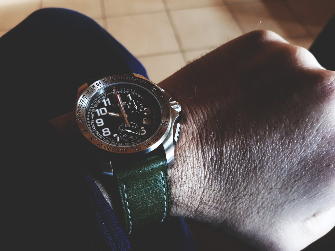 PicsArt_10-01-10.02.43