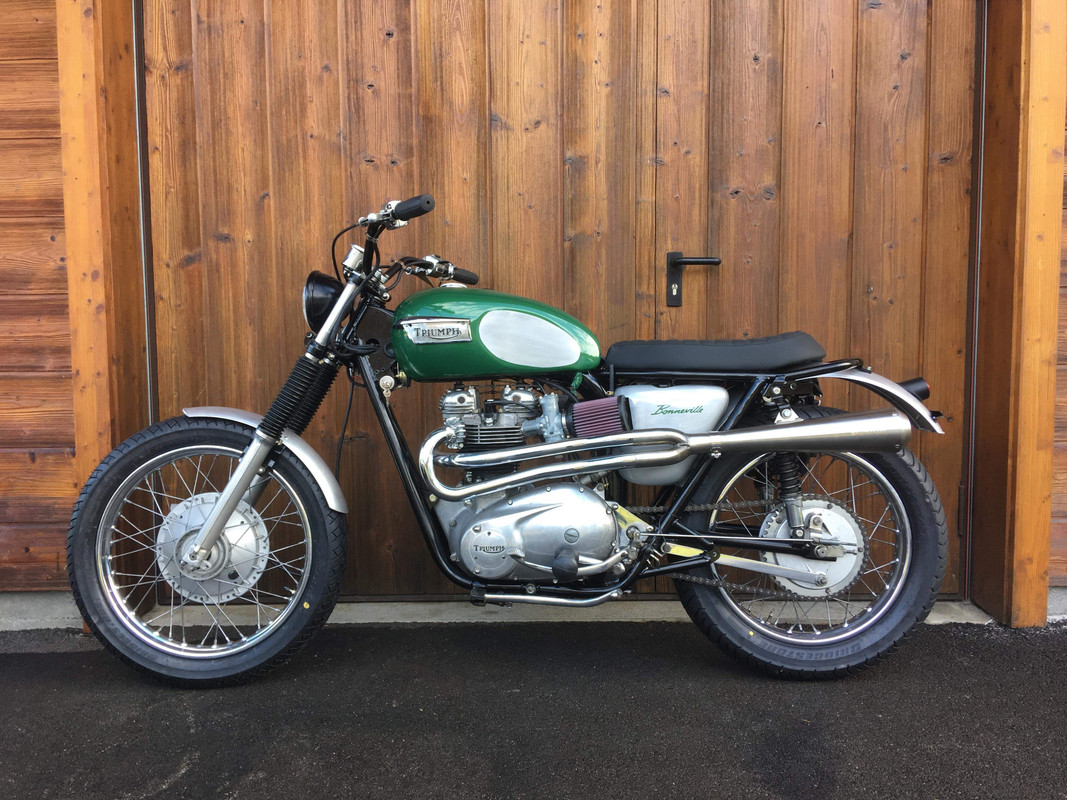 7E2AFC6F-F521-49C1-ADCC-E83802E6ED6A