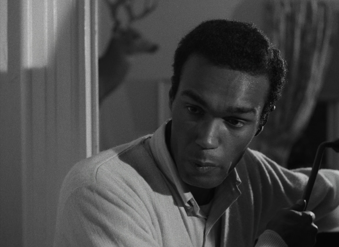 Night of the Living Dead (1968) Criterion.mkv_snapshot_00.14.52_