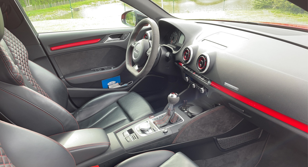 C7504121-78DC-4CC6-B7B3-EC10B5B30C27