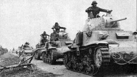 Blindados de la División Centauro en la batalla de Gafsa, Túnez