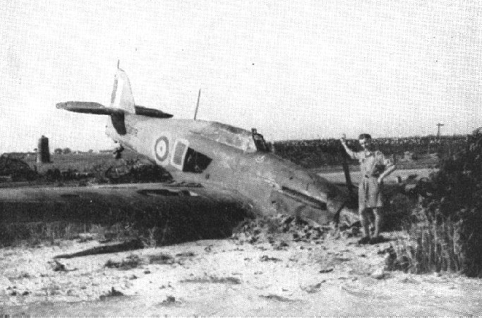 Avions alliés capturés au service du Japon Un-hurricane