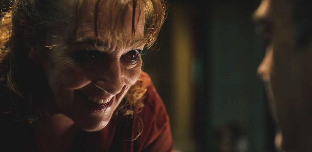 LA PELÍCULA “VIEJA LOCA”, COPRODUCCIÓN DE BAYONA, CIERRA VARIAS VENTAS EN CANNES