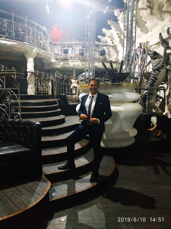 E1D6D0E2-E126-4A88-8BFF-CA60D2DD4D5B