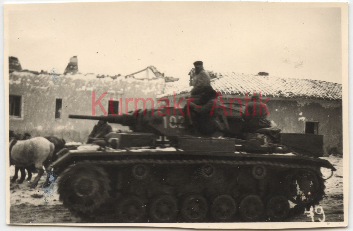 Foto Wehrmacht Feldbäckerei Komp.94 Russland Panzer III   Nummer