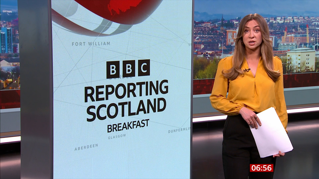 04.02 - 06.50.00 - Breakfast. The BBC's Breakfast programme features ....ts_snapshot_06.58.040