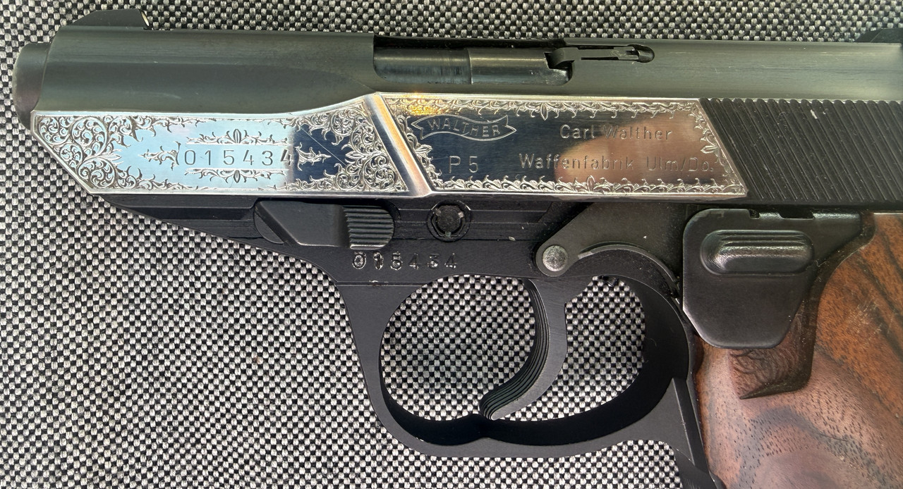 Graviertes Gewehr Ansicht 4