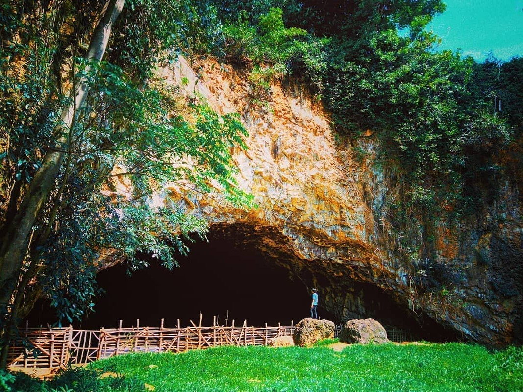 Goa Lalay Majalengka.
