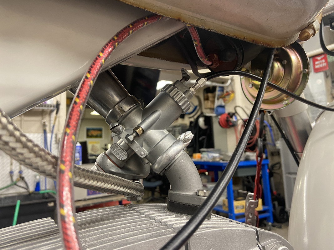 F14F4E56-0E06-42E1-9047-FBDA3CEAF4B3