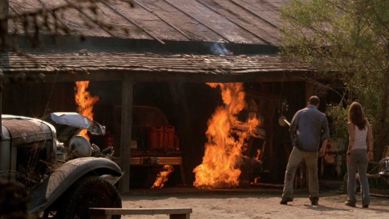 Wrong Turn 2003 (1080p x265 10bit Tigole).mkv_snapshot_01.15.29_