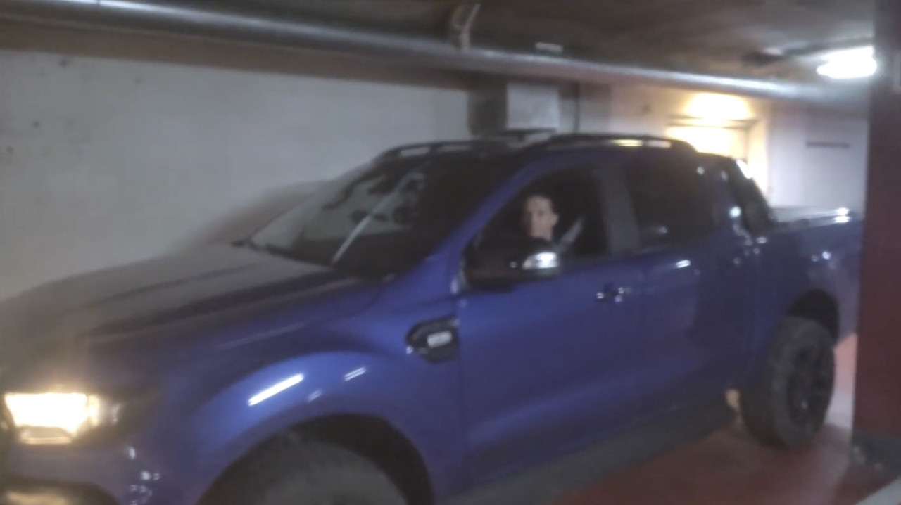 F8200491-3BC9-43E8-B3A3-19B7F56B81C3