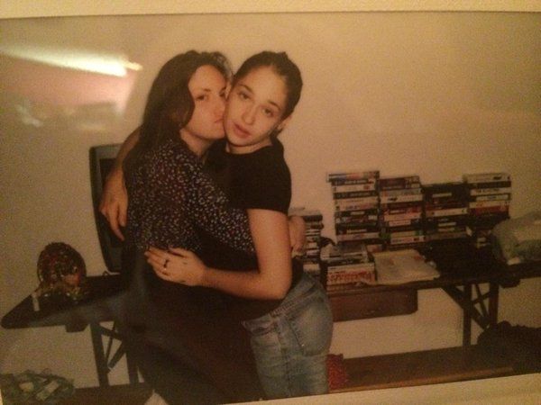 cdff4c26230b43663cd2e77767af90ea--jemima-kirke-girls-hbo