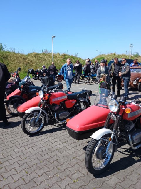 d5c51a69-9c58-434e-be84-0bf67164b749