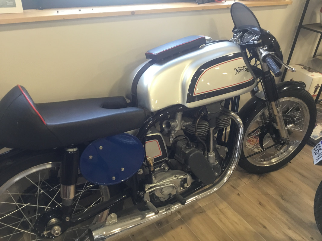 976E35E3-543A-4A88-AA39-14F15CF86C72