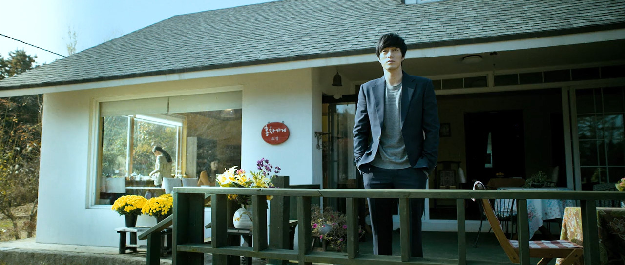 A Company Man 2012 BluRay [Hindi + Tamil + Korean] 480p 720p ESub Screenshot
