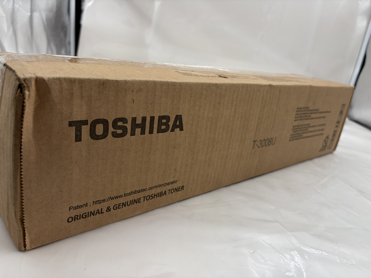 TOSHIBA ORIGINAL & GENUINE TONER T-3008U CARBON BLACK NEW
