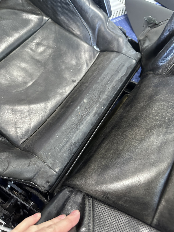 Wingback_assembly_44