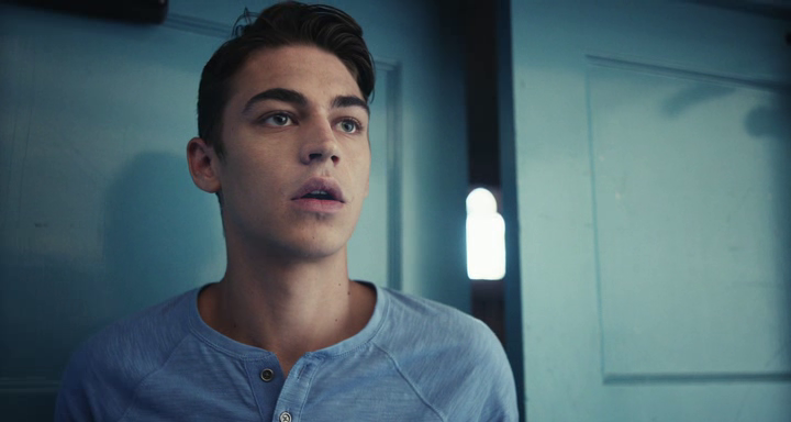 vlcsnap-2022-08-19-14h10m00s923