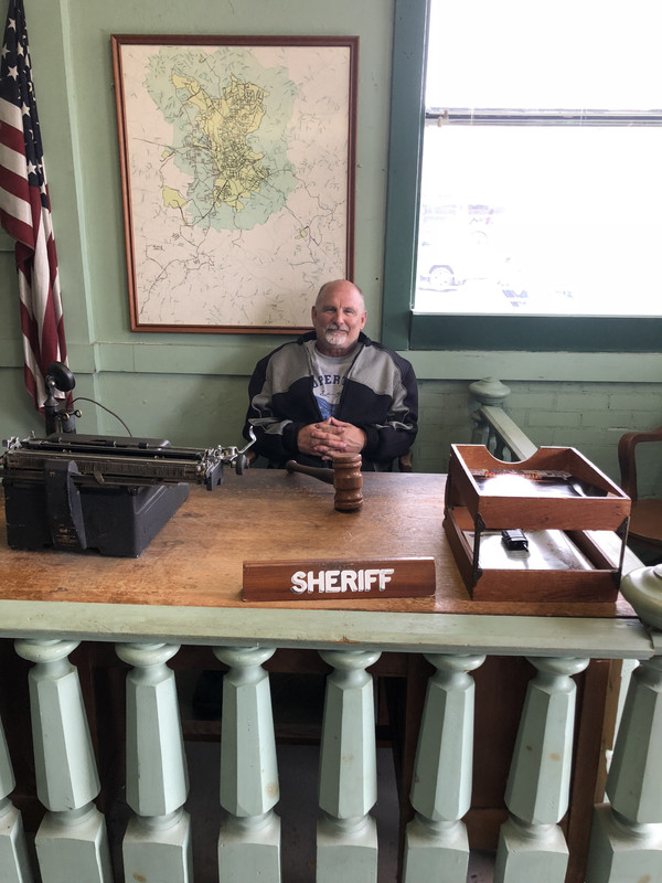 6F5C6AA9-F3F1-4D69-85BC-A45E66FAFF54