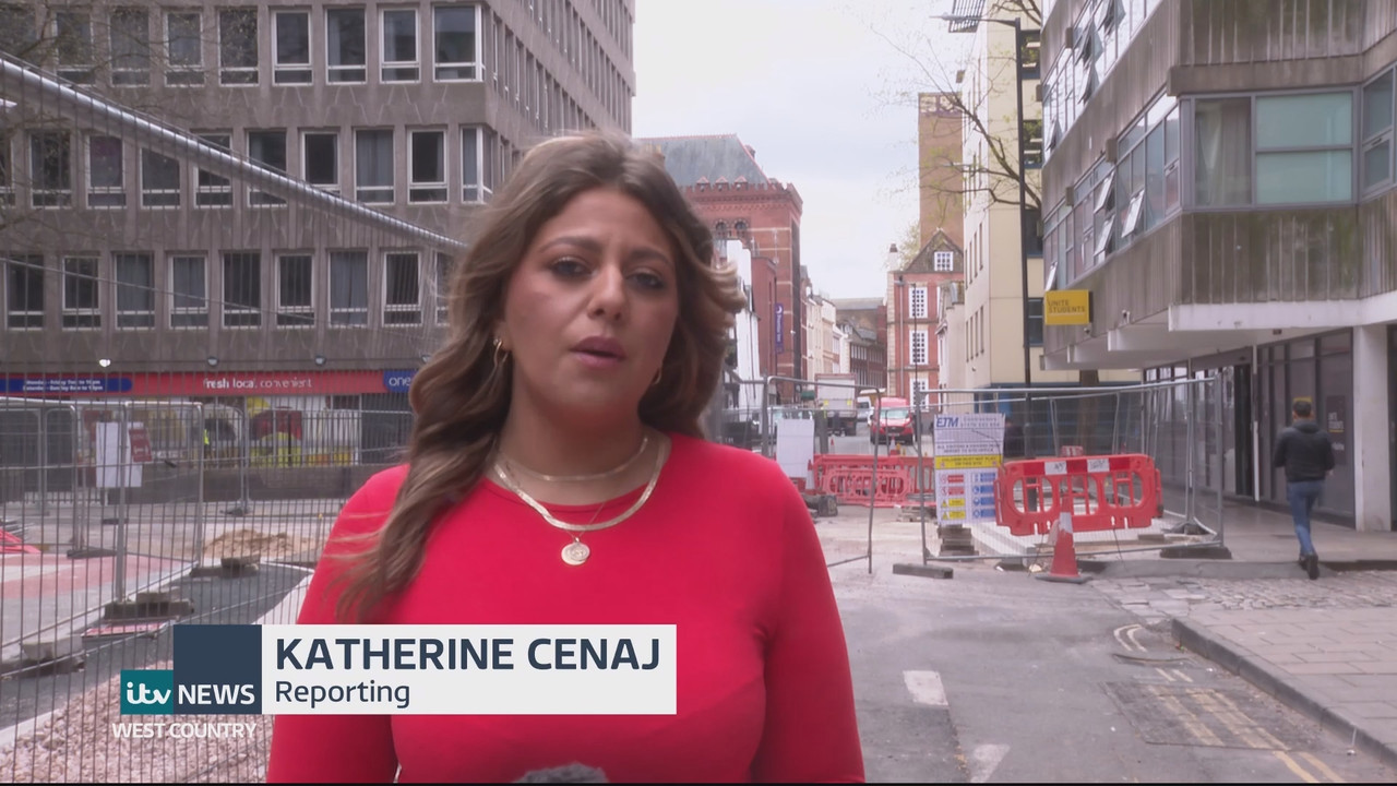 05.20 - 18.00.00 - ITV News West Country. Breaking news and current s....ts_snapshot_15.09.225