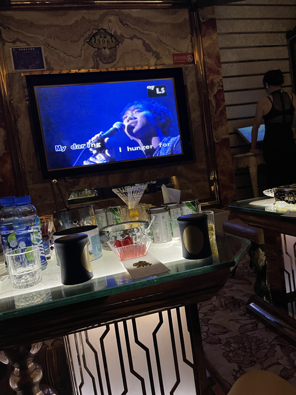 66F3F07E-FB10-493B-A51A-22B3438447DA