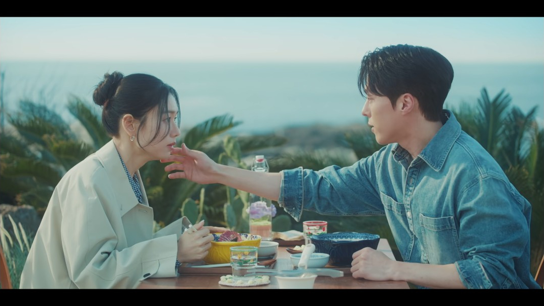 VS Netflix Dynamite Kiss E2Gone Witha Kiss 19 11