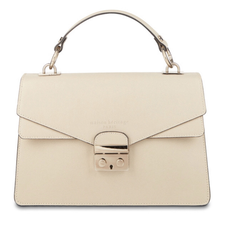 DFF85C1B-815A-4FAC-BFEF-4BCB1A4F022D