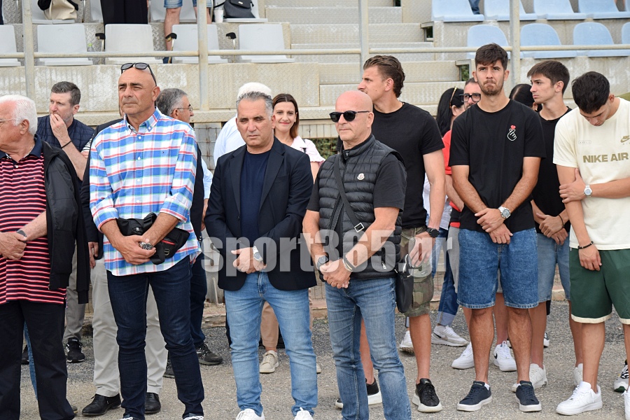 , &Pi;&alpha;&rho;&alpha;&delta;ό&theta;&eta;&kappa;&epsilon; &tau;&omicron; &gamma;ή&pi;&epsilon;&delta;&omicron; &tau;&eta;&sigmaf; &Epsilon;&Pi;&Sigma; &Mu;&epsilon;&sigma;&sigma;&eta;&nu;ί&alpha;&sigmaf; &sigma;&tau;&omicron;&nu; &Kappa;&omicron;&rho;&delta;ί&alpha; (pics & video)