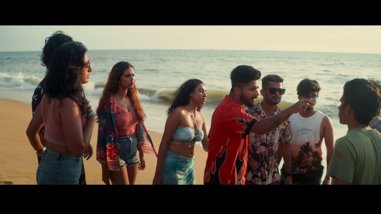 vlcsnap-2023-10-15-16h37m38s944